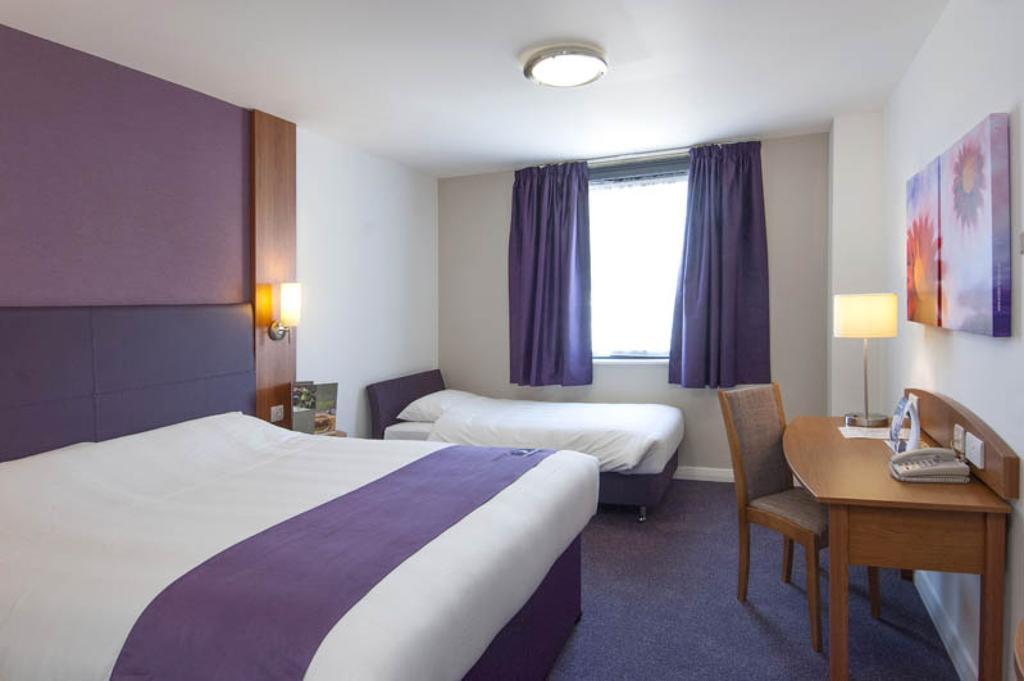 Premier Inn Newcastle Airport South Woolsington Oda fotoğraf